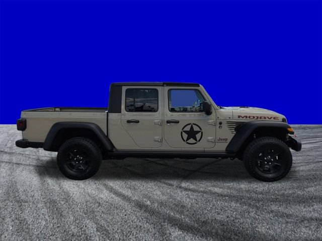 Used 2022 Jeep Gladiator Mojave w/ Trailer Tow Package AWD/4WD image 3