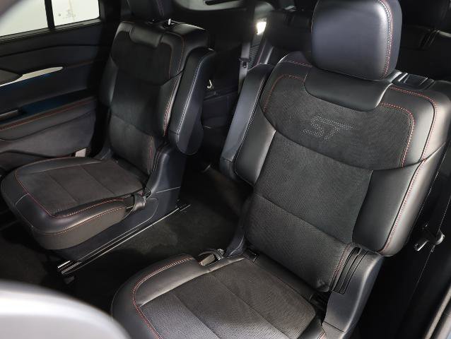 Certified 2025 Ford Explorer ST AWD/4WD image 13