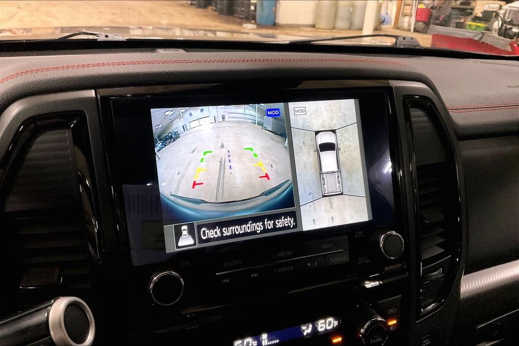 Used 2024 Nissan Titan PRO-4X w/ Pro-4x Convenience Package AWD/4WD image 20