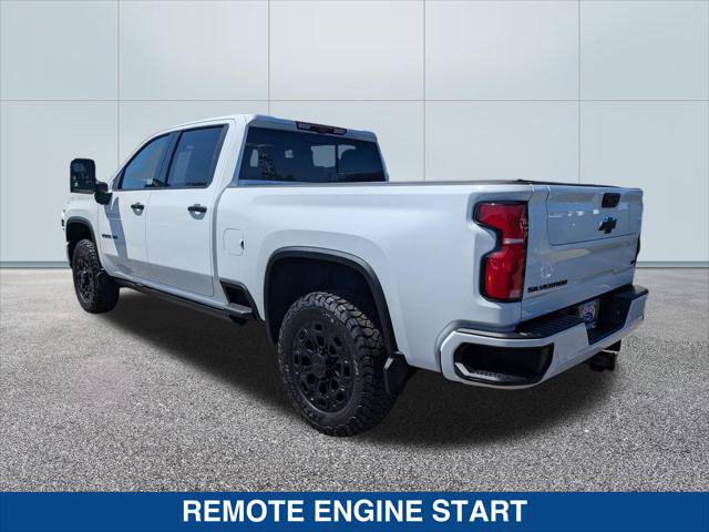 Used 2024 Chevrolet Silverado 2500 LTZ w/ LTZ Plus Package AWD/4WD image 3