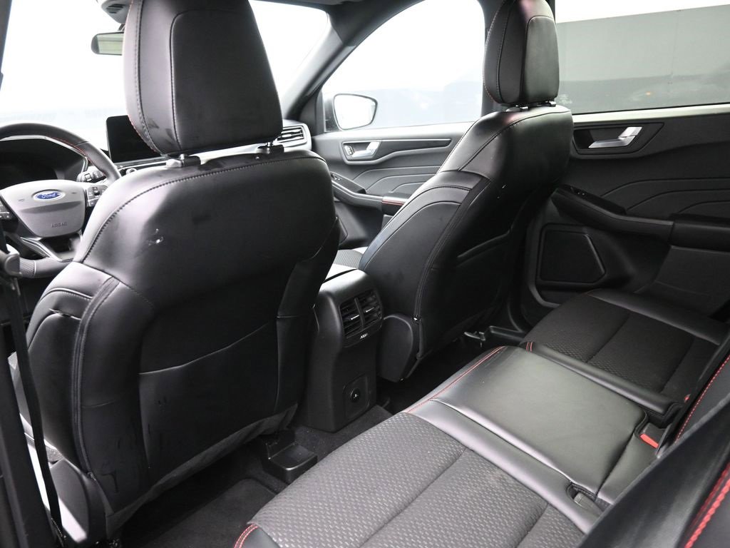 Certified 2025 Ford Escape ST-Line image 2