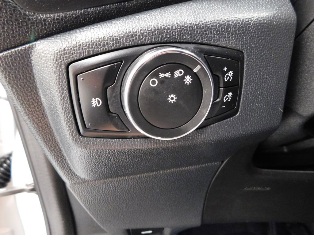 Certified 2019 Ford EcoSport SE w/ SE Convenience Package AWD/4WD image 18