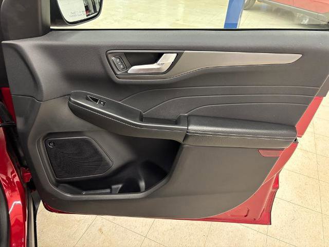 Certified 2023 Ford Escape Active w/ Tech Pack #2 image 16