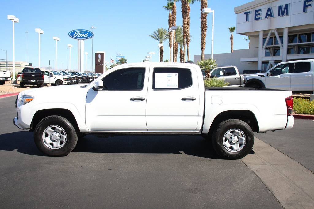 Used 2023 Toyota Tacoma SR AWD/4WD image 4