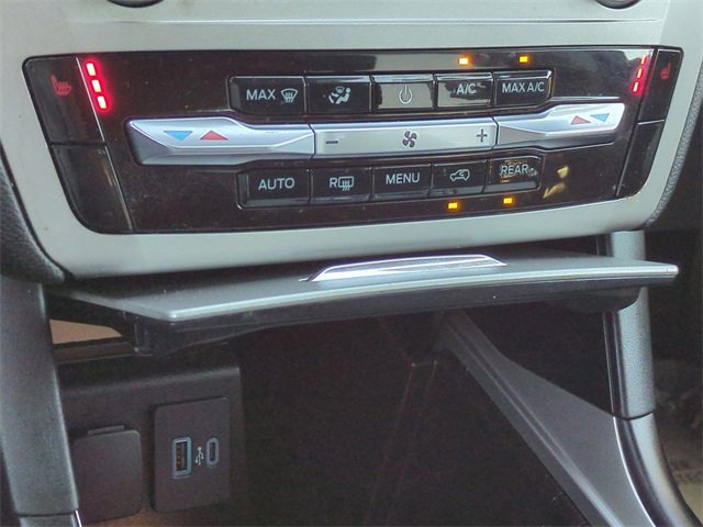 Certified 2022 Ford Explorer XLT image 22