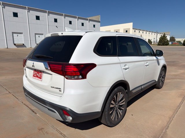 Used 2019 Mitsubishi Outlander SE FWD image 2