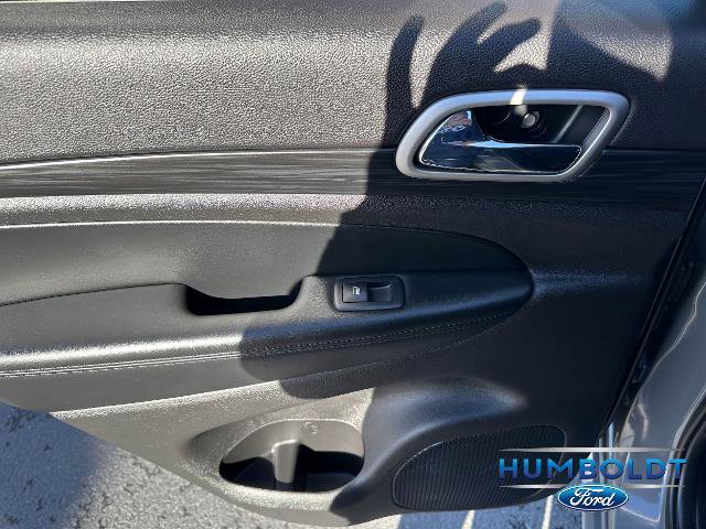 Used 2020 Jeep Grand Cherokee Altitude image 28