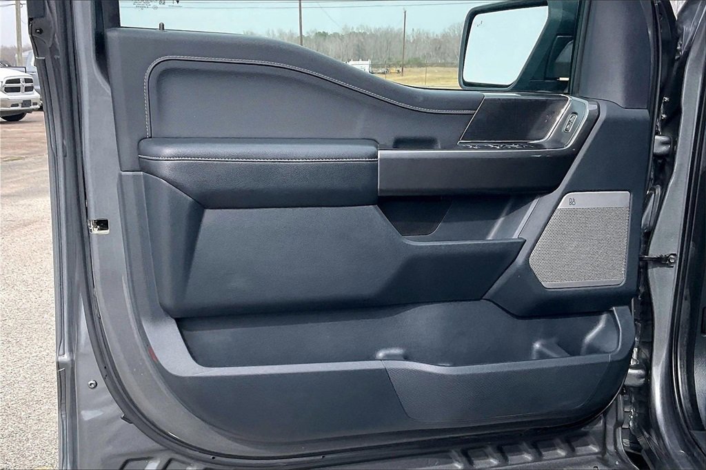 Certified 2022 Ford F150 XLT w/ Equipment Group 302A High image 17