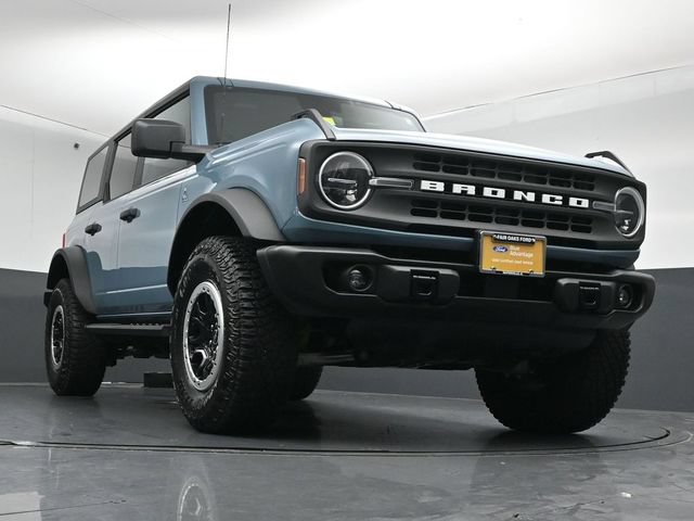 Certified 2023 Ford Bronco Black Diamond w/ Sasquatch Package AWD/4WD image 38