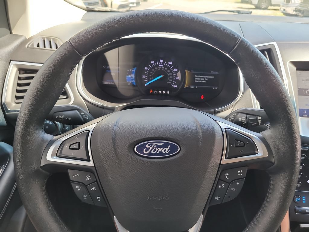Certified 2019 Ford Edge Titanium w/ Equipment Group 301A FWD image 30