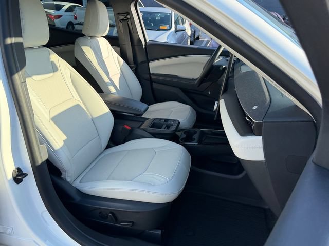 Certified 2025 Ford Mustang Mach-E Premium AWD/4WD image 18