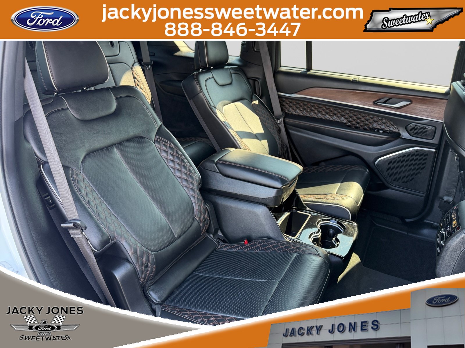 Used 2023 Jeep Grand Cherokee L Summit w/ Advanced Protech Group IV AWD/4WD image 18