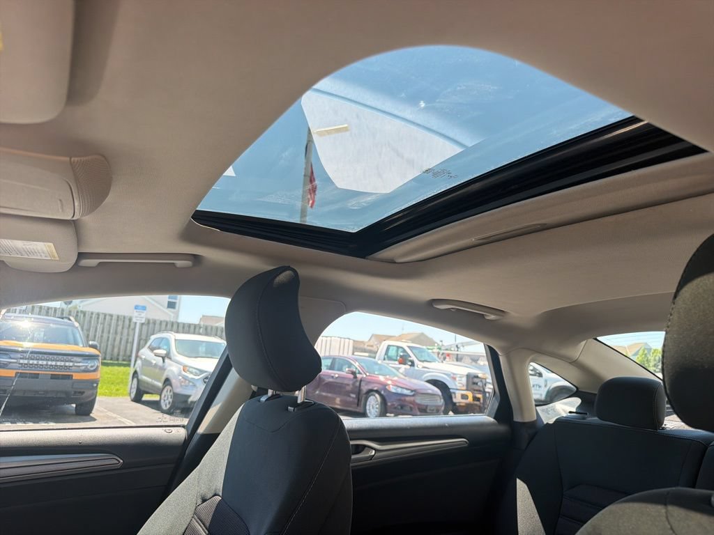 Certified 2019 Ford Fusion SE FWD image 28