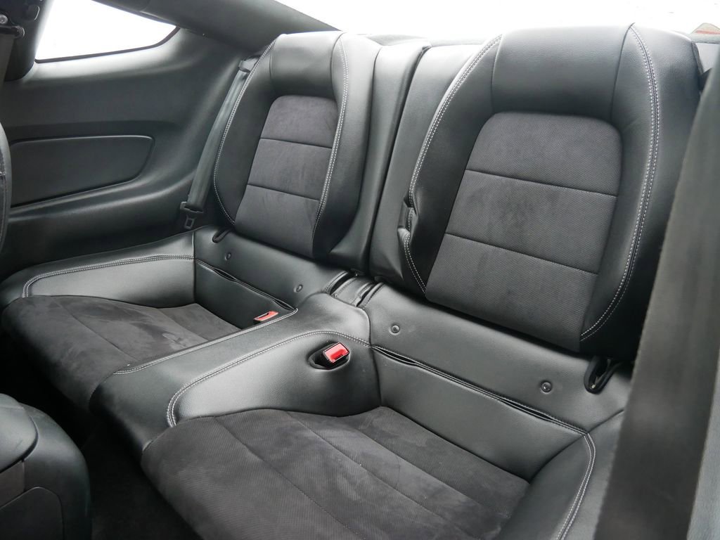 Certified 2020 Ford Mustang GT Premium w/ Carbon Sport Interior Package image 11