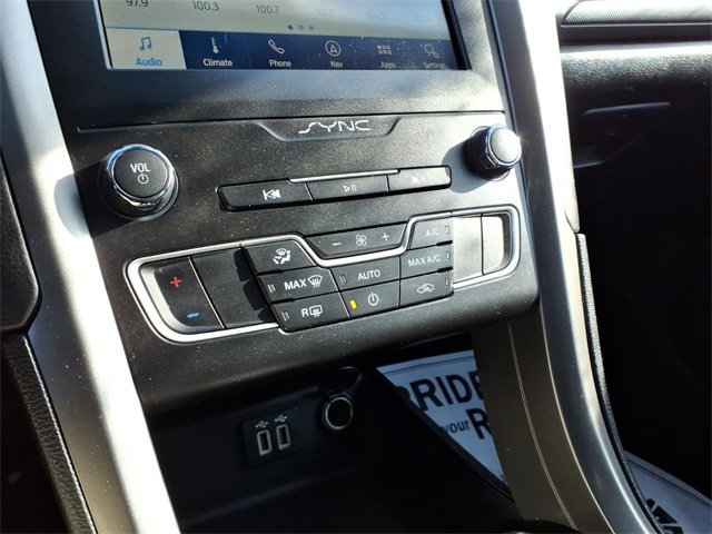 Certified 2020 Ford Fusion SE image 20