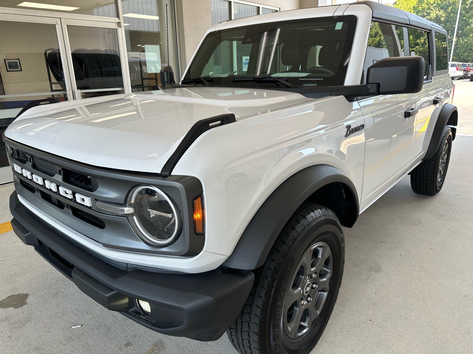 Certified 2024 Ford Bronco Big Bend AWD/4WD image 3