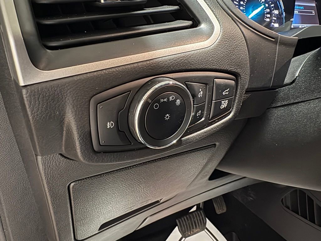 Certified 2024 Ford Edge SEL w/ Convenience Package image 17