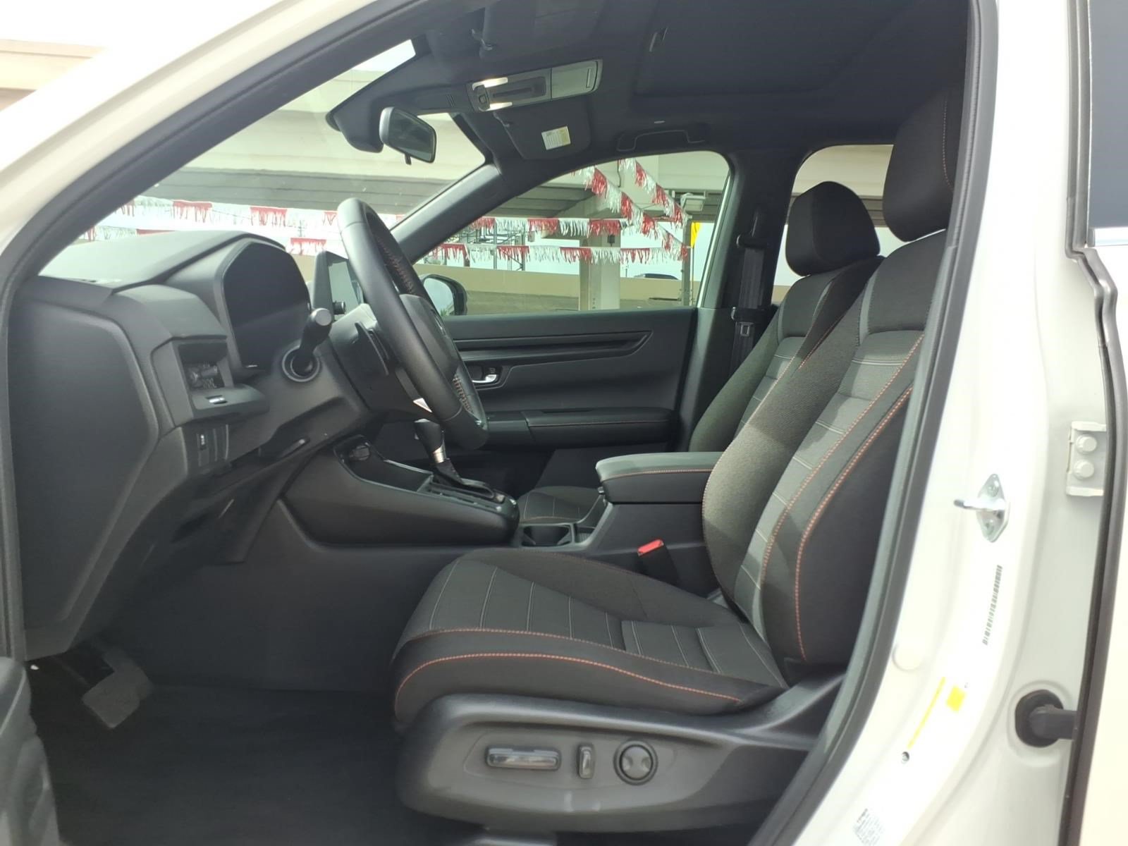 Used 2025 Honda CR-V Sport image 14