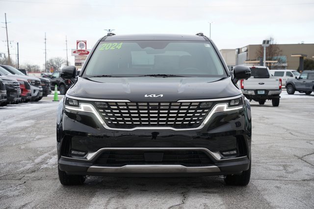 Used 2024 Kia Carnival SX image 6