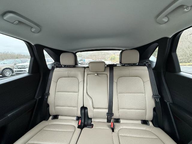 Certified 2022 Ford Escape Titanium image 16