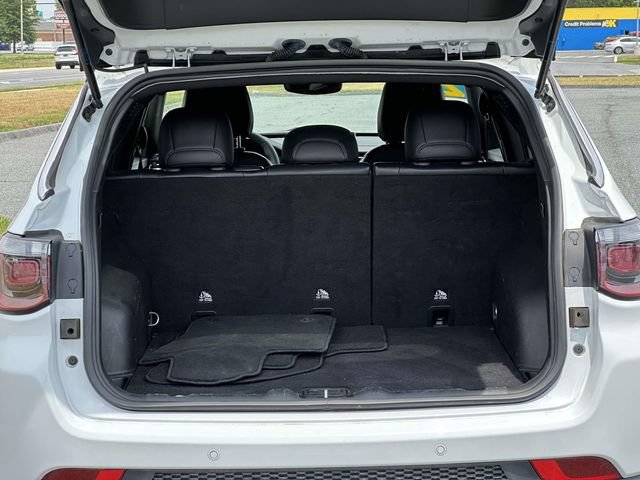 Used 2025 Jeep Compass Limited AWD/4WD image 11