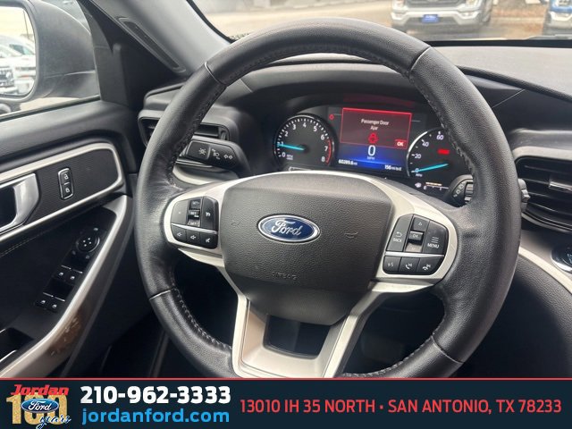 Certified 2022 Ford Explorer XLT image 17