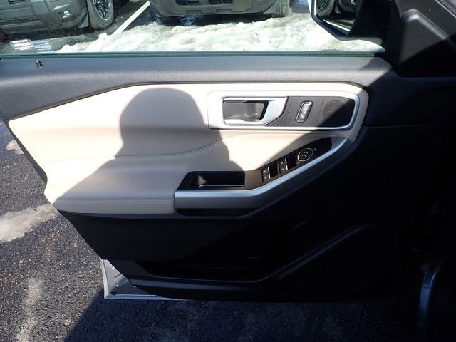 Certified 2023 Ford Explorer XLT image 20