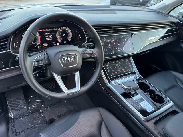 Used 2023 Audi Q7 3.0T Prestige w/ Prestige Package AWD/4WD image 11
