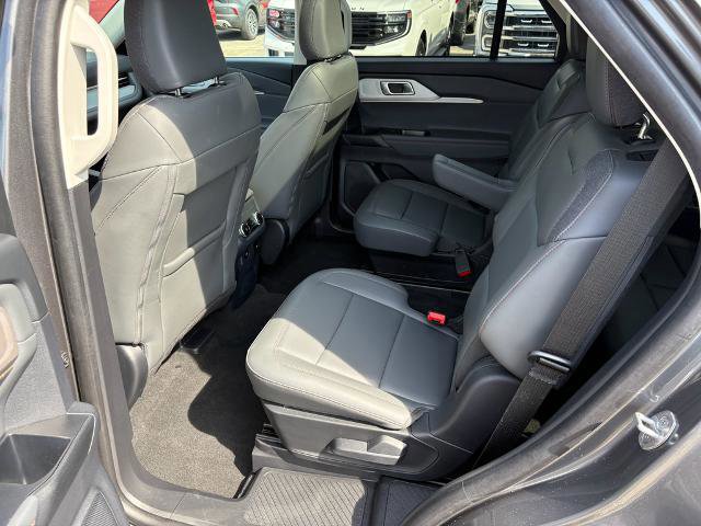 Certified 2025 Ford Explorer Active w/ Active Comfort Package image 14