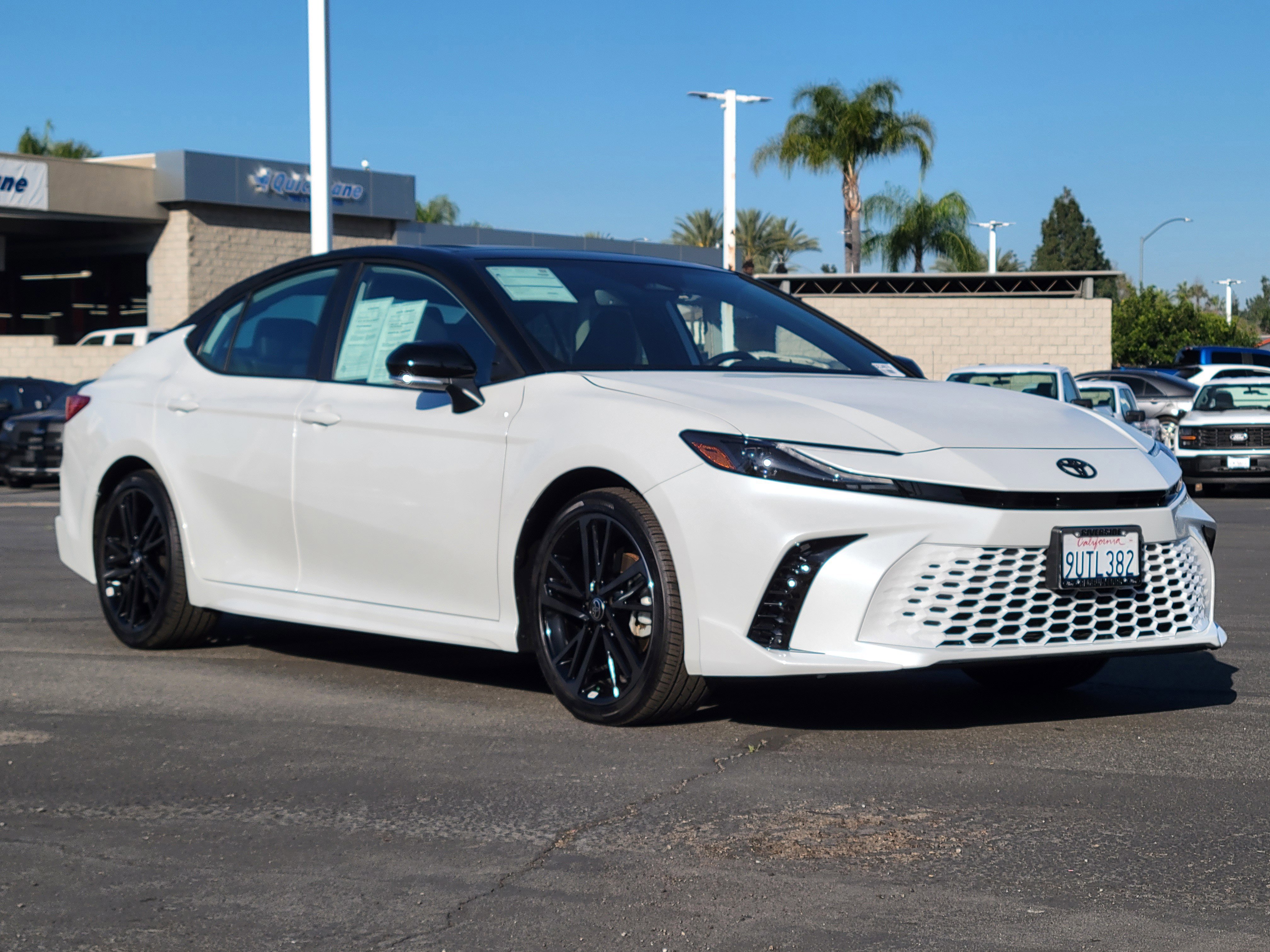 Used 2025 Toyota Camry XSE image 3