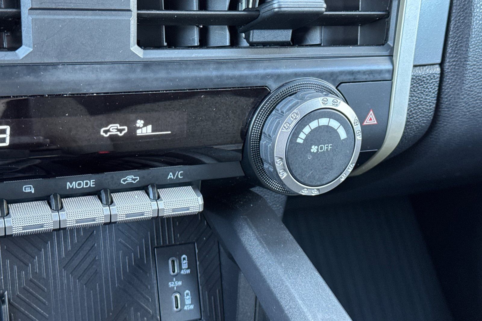 Used 2025 Toyota Tacoma TRD Off-Road AWD/4WD image 29