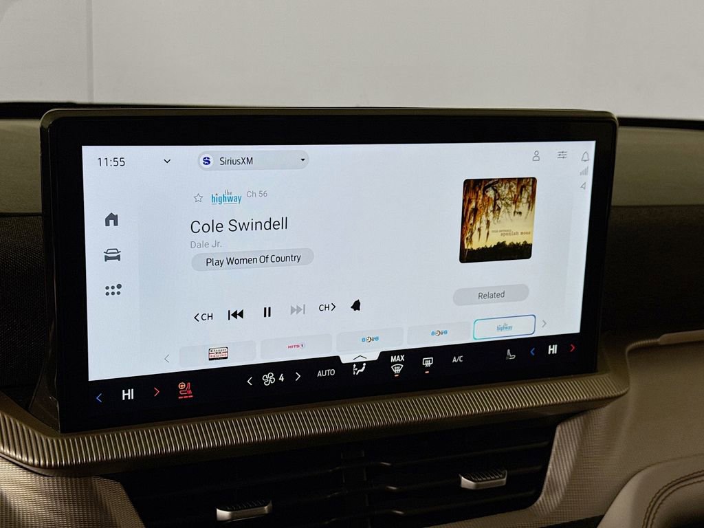 Certified 2025 Ford Explorer Active w/ Active Comfort Package image 18