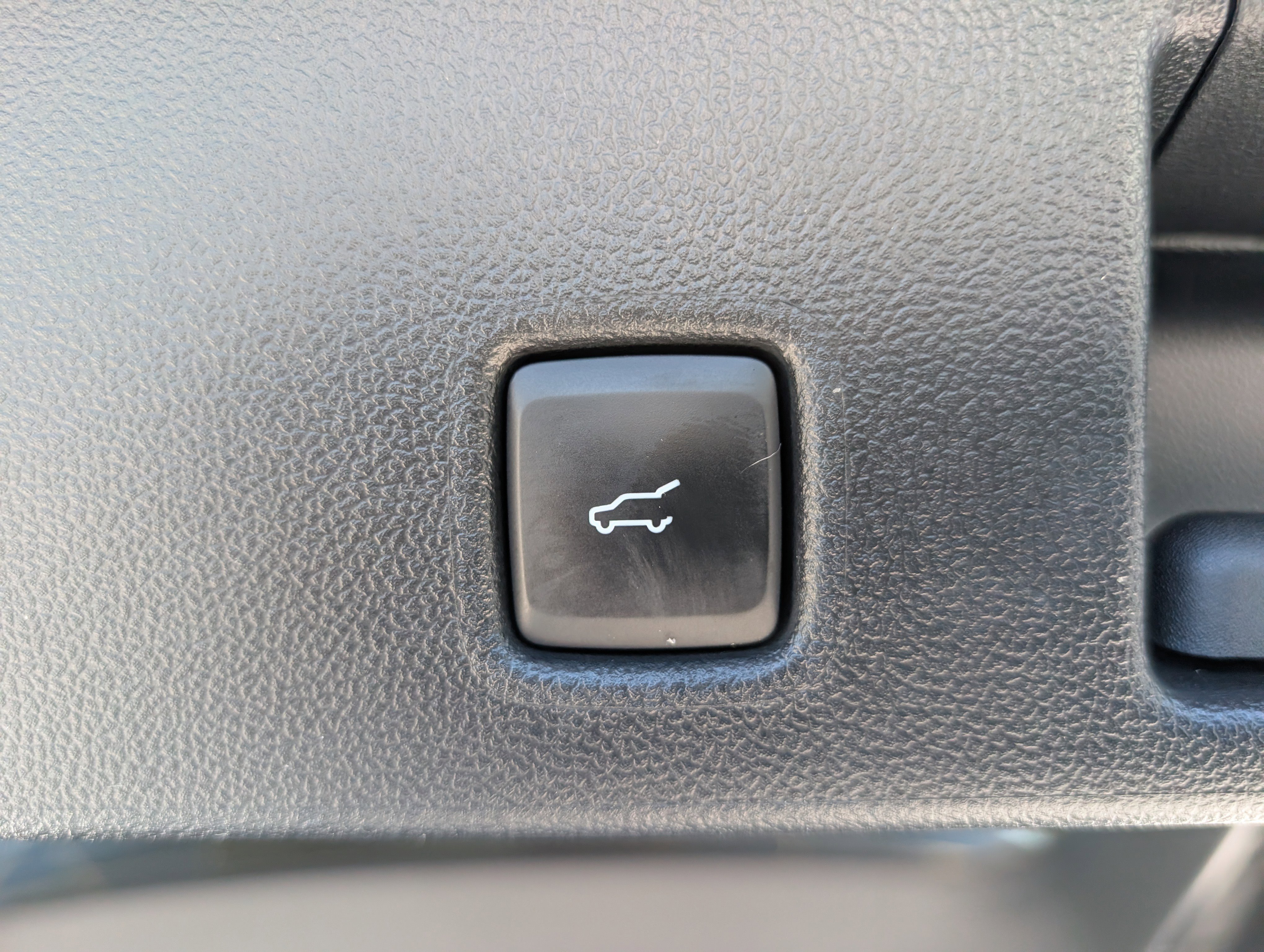 Certified 2022 Ford Escape SE w/ SE Sport Appearance Package FWD image 15