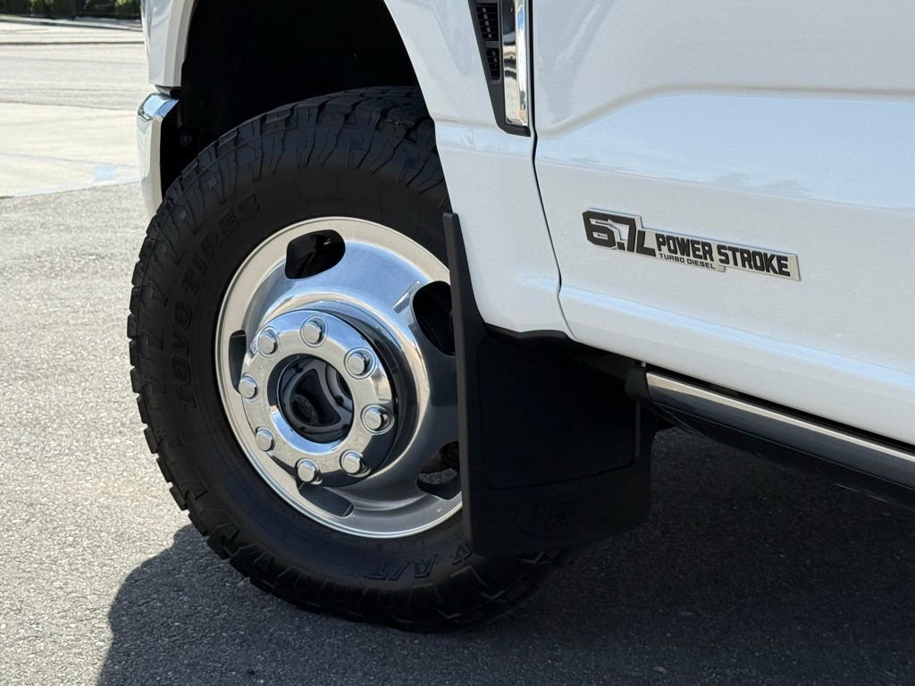 Certified 2024 Ford F350 Lariat w/ Lariat Ultimate Package image 17