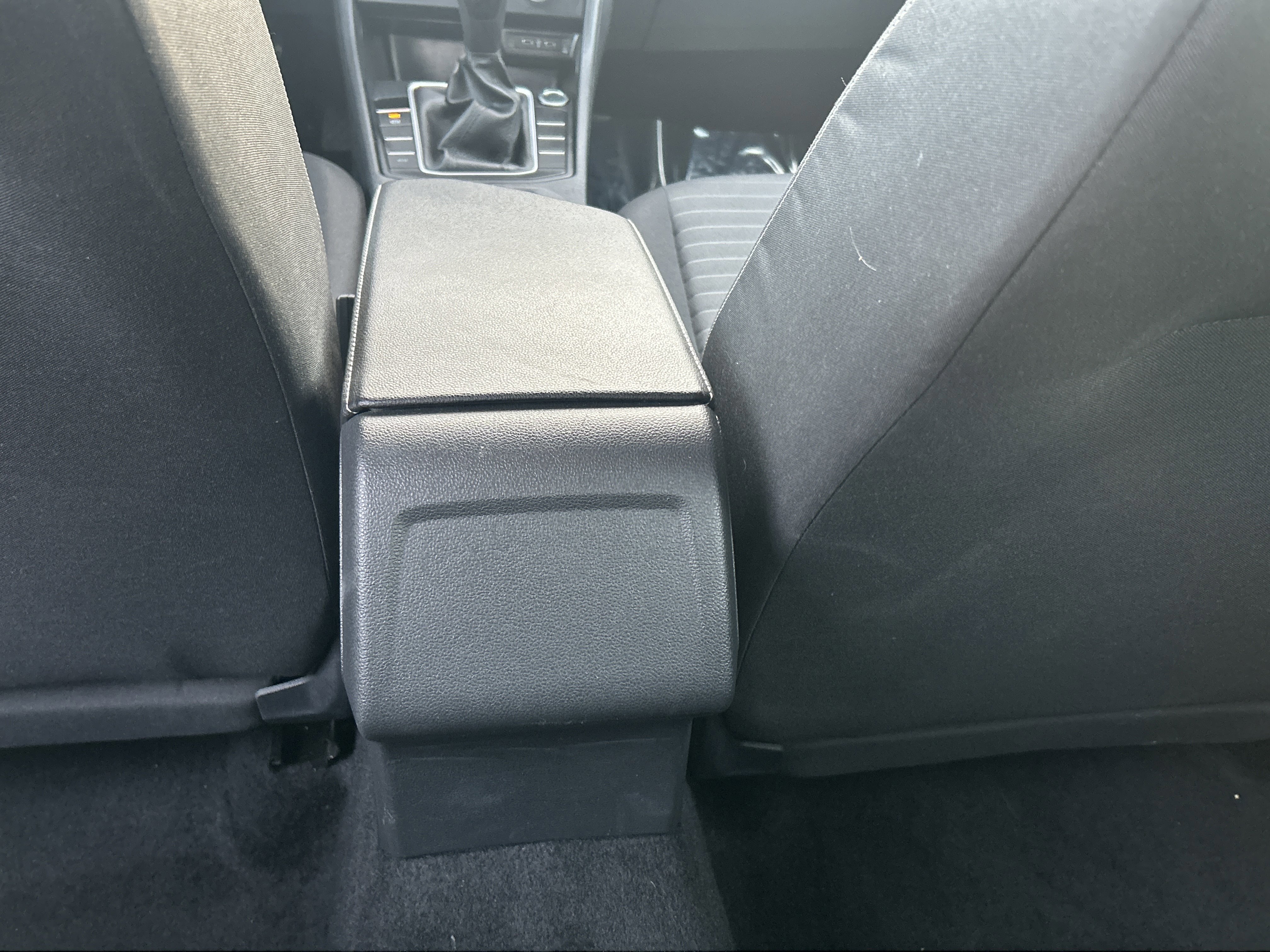 Used 2023 Volkswagen Jetta S image 27