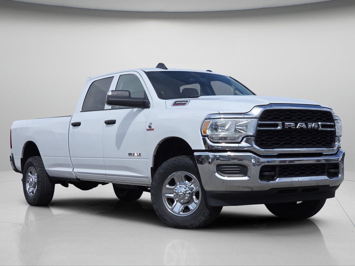 Used 2020 RAM 3500 Tradesman AWD/4WD image 2