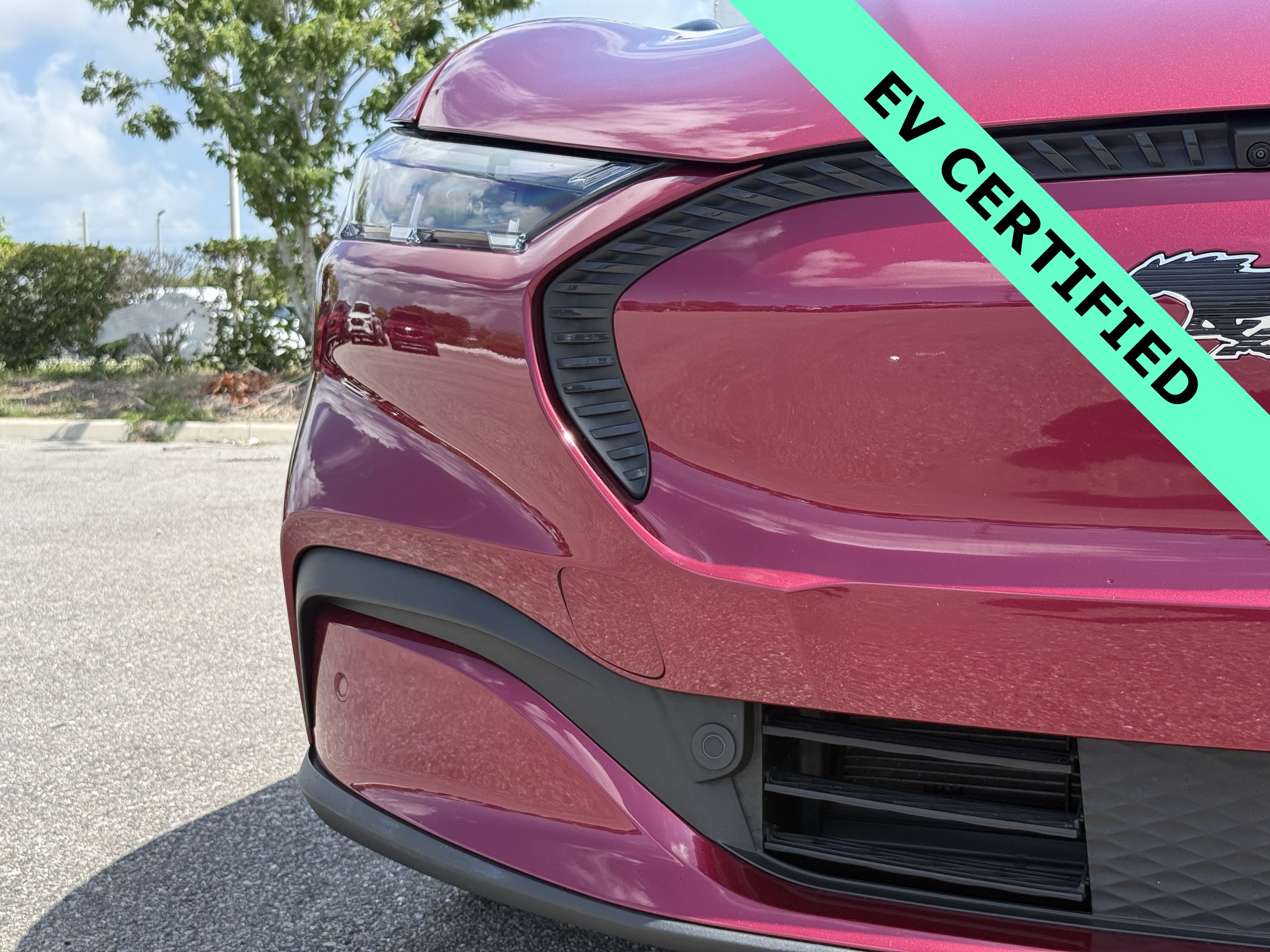 Certified 2025 Ford Mustang Mach-E Select AWD/4WD image 9