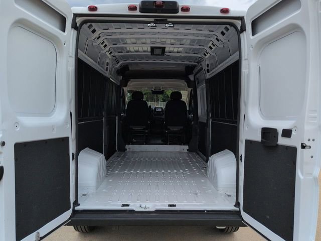 Used 2026 RAM ProMaster 2500 w/ Convenience Group FWD image 14