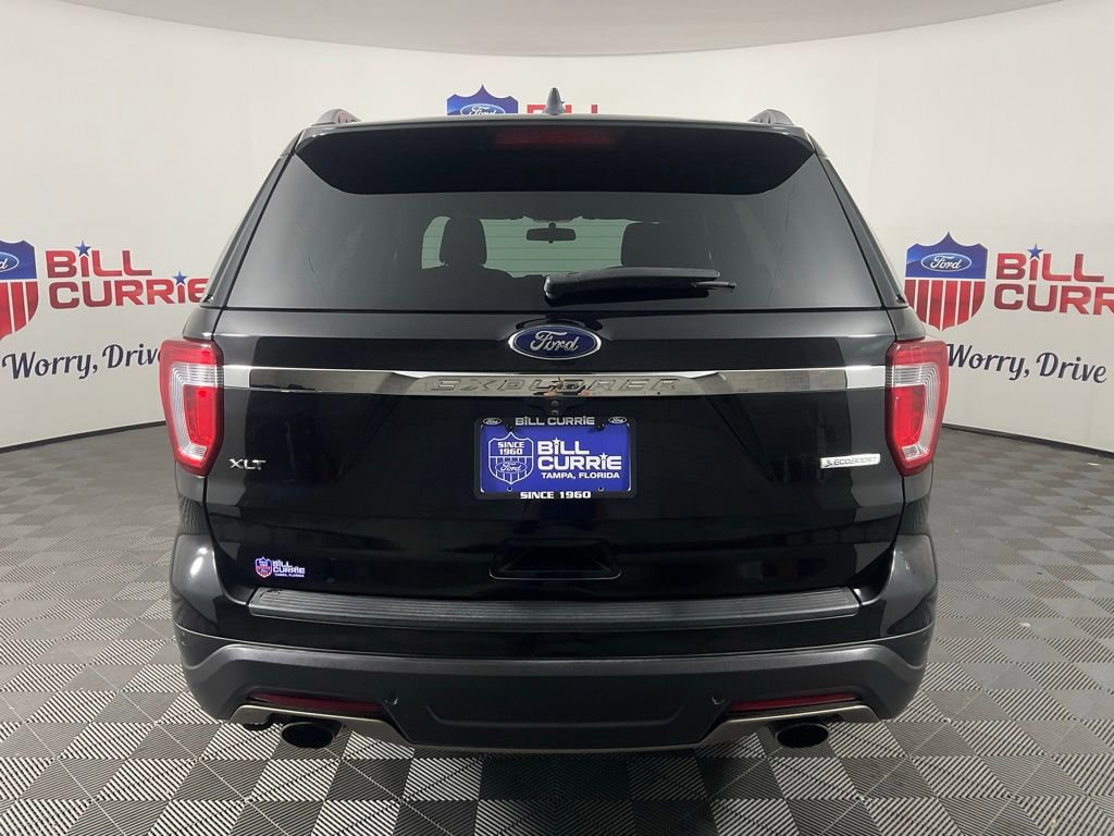 Certified 2019 Ford Explorer XLT image 4