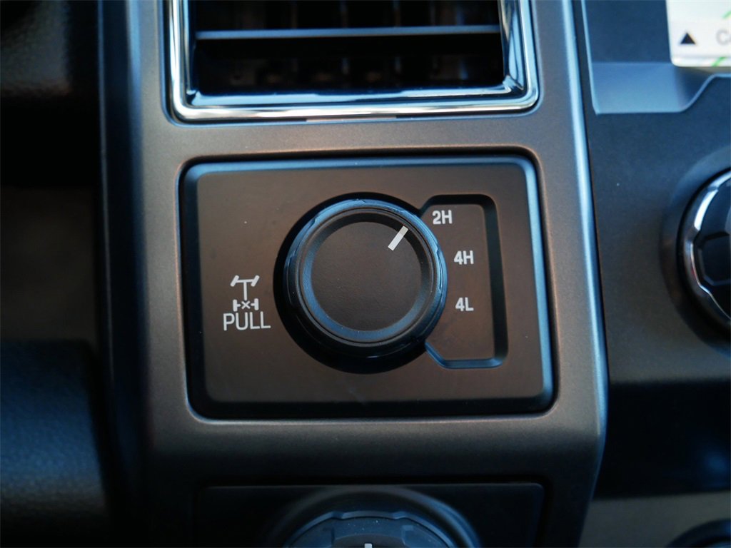 Certified 2019 Ford F150 XLT w/ Equipment Group 302A Luxury image 23