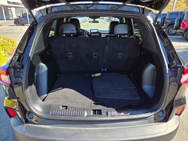 Certified 2025 Ford Escape ST-Line AWD/4WD image 9