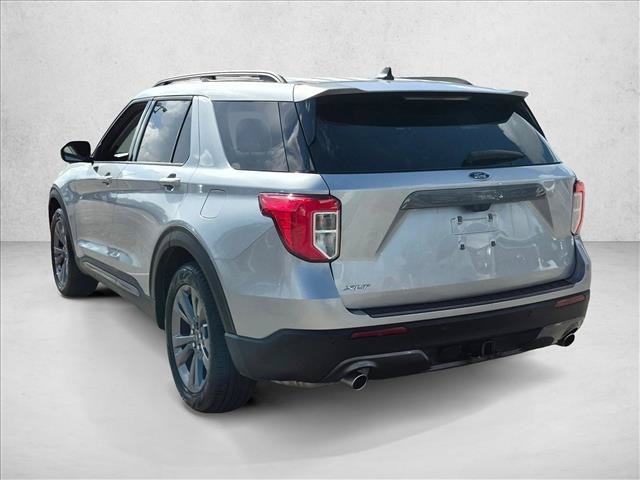 Certified 2023 Ford Explorer XLT w/ Equipment Group 202A RWD image 7