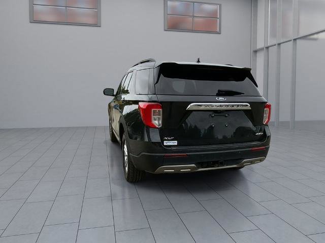 Certified 2022 Ford Explorer XLT w/ Equipment Group 202A AWD/4WD image 5