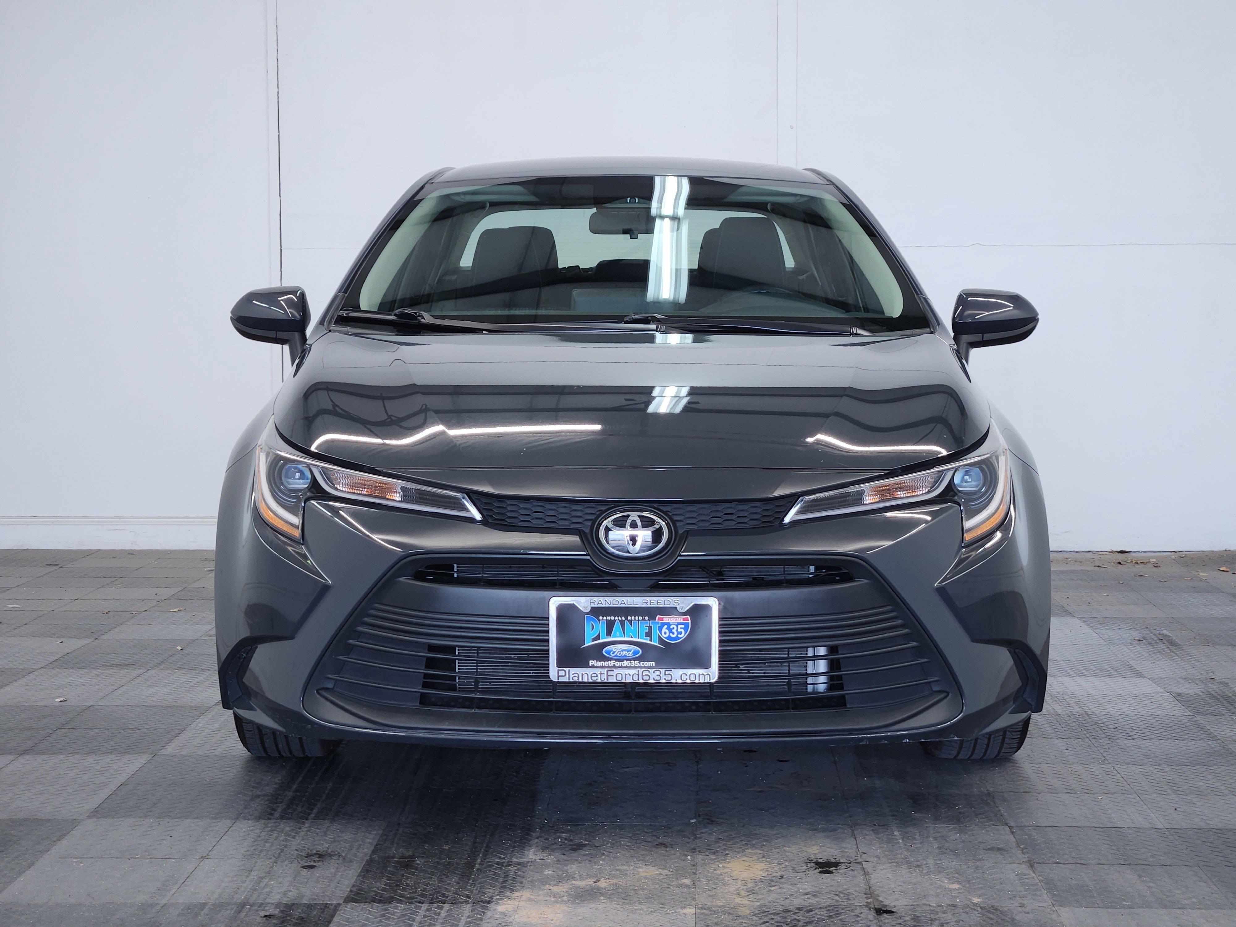 Used 2025 Toyota Corolla LE image 7