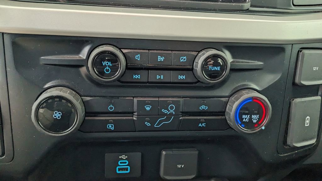 Certified 2023 Ford F250 XL w/ XL Chrome Package image 25