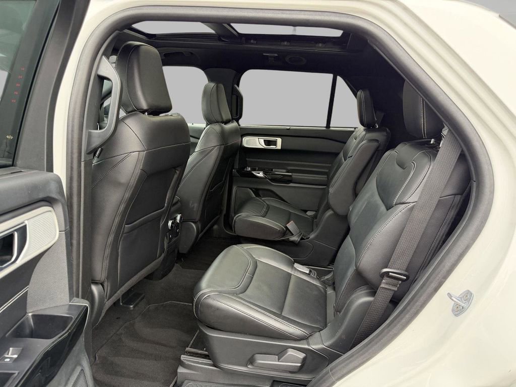 Certified 2023 Ford Explorer ST w/ Equipment Group 401A image 9