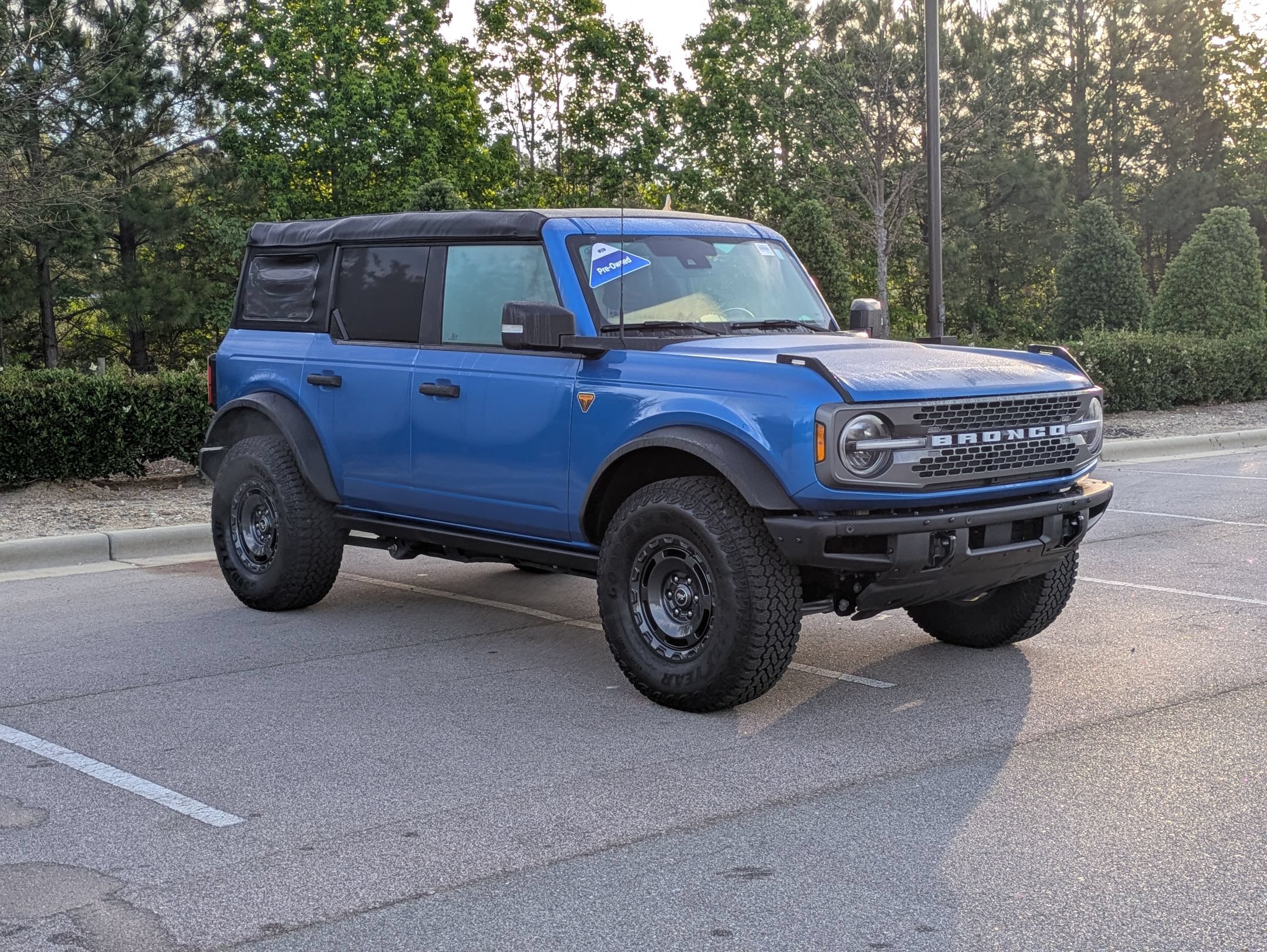 Certified 2025 Ford Bronco Badlands AWD/4WD image 2