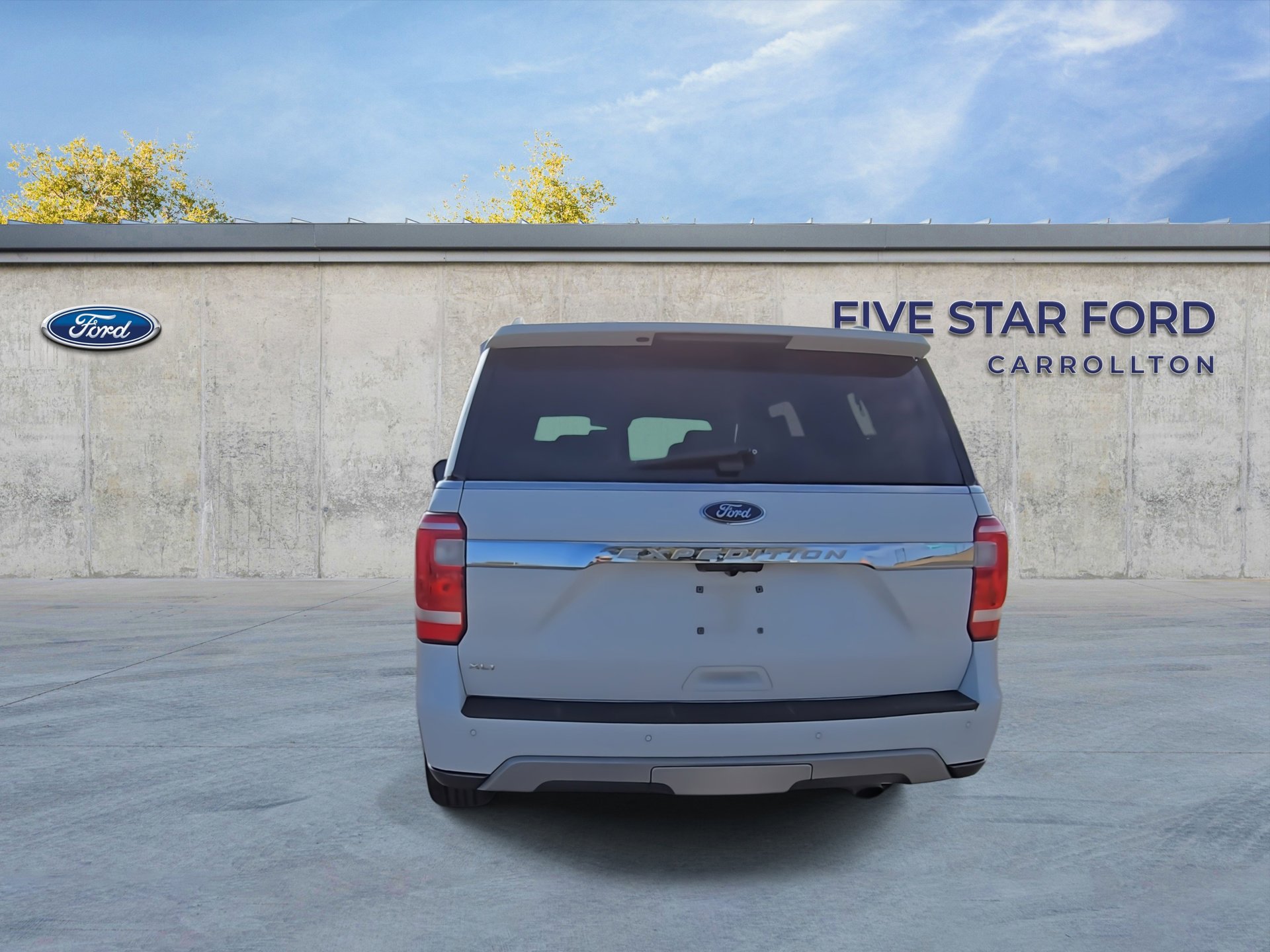 Certified 2020 Ford Expedition XLT w/ Equipment Group 201A image 8