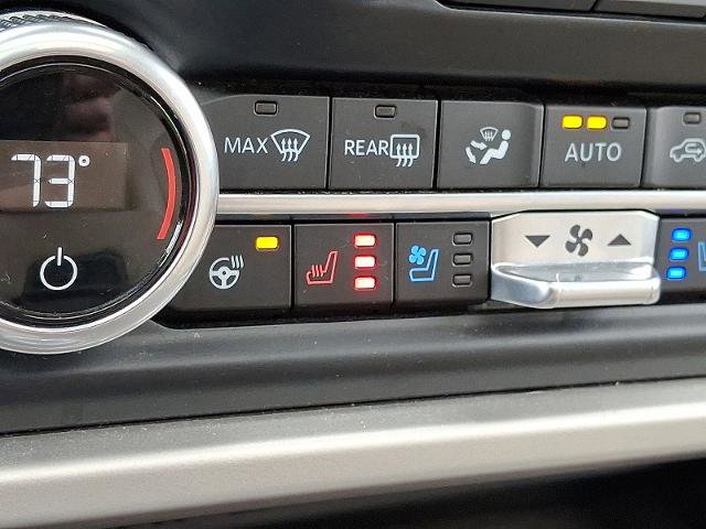 Certified 2024 Ford Expedition Limited image 26