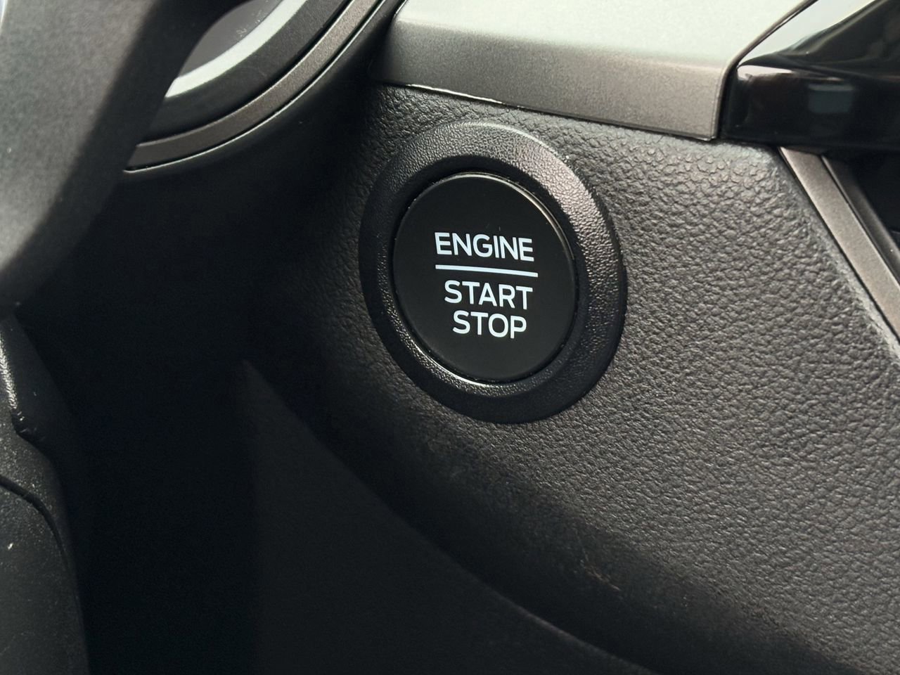 Certified 2023 Ford Escape Active image 18